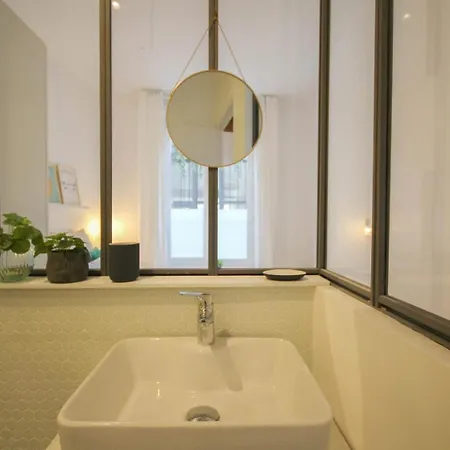 Old Town Apartment With View Rijsel Buitenkant foto